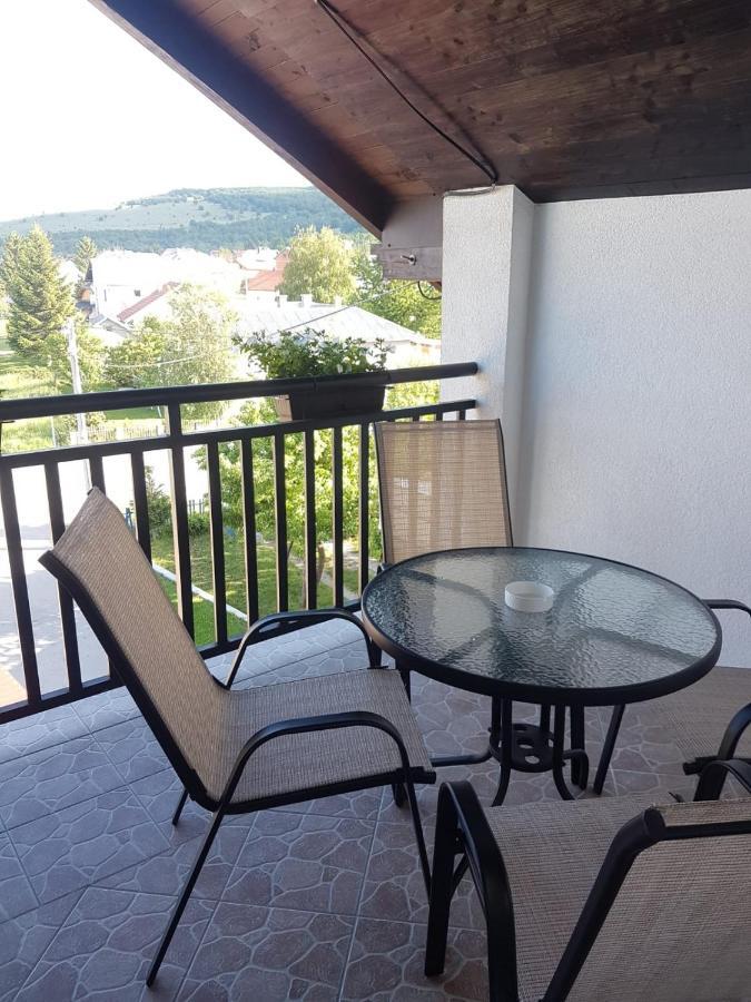 Apartmani Brigita Korenica Exterior foto